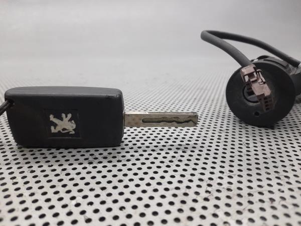 Bombín de encendido PEUGEOT 3008 I (0U_) Imagem-3