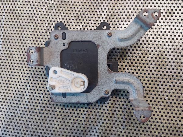 Motor del compuerta de la calefacción TOYOTA Avensis Sedan (_T22_) Imagem-3
