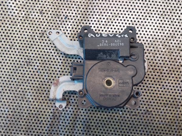 Motor del compuerta de la calefacción TOYOTA Avensis Sedan (_T22_) Imagem-1