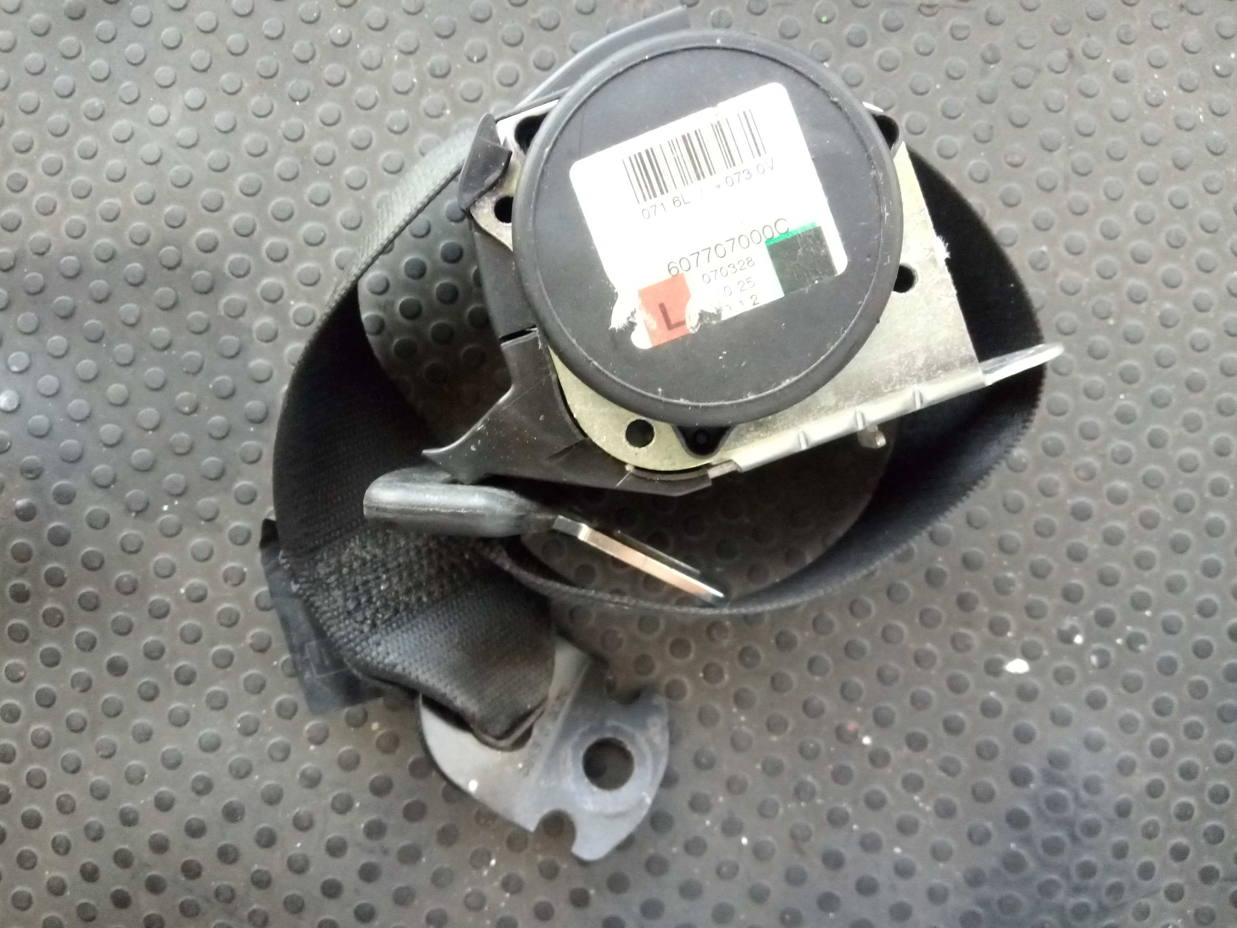 Left rear seatbelt FIAT Grande Punto (199_) Imagem-1