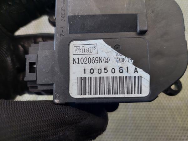 Motor del compuerta de la calefacción PEUGEOT 207 (WA_, WC_) Imagem-1