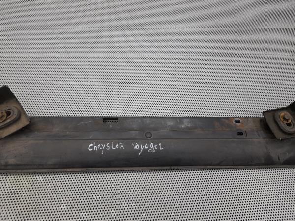 Traverse Support Radiateur CHRYSLER Voyager IV (RG, RS) Imagem-3 Traverse Support Radiateur CHRYSLER Voyager IV (RG, RS) Imagem-3