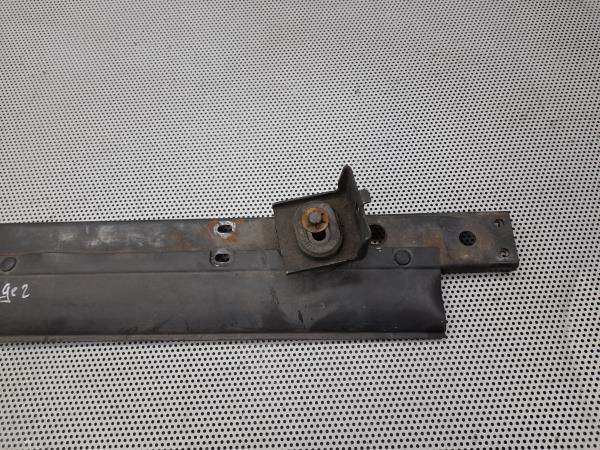 Traverse Support Radiateur CHRYSLER Voyager IV (RG, RS) Imagem-2 Traverse Support Radiateur CHRYSLER Voyager IV (RG, RS) Imagem-2