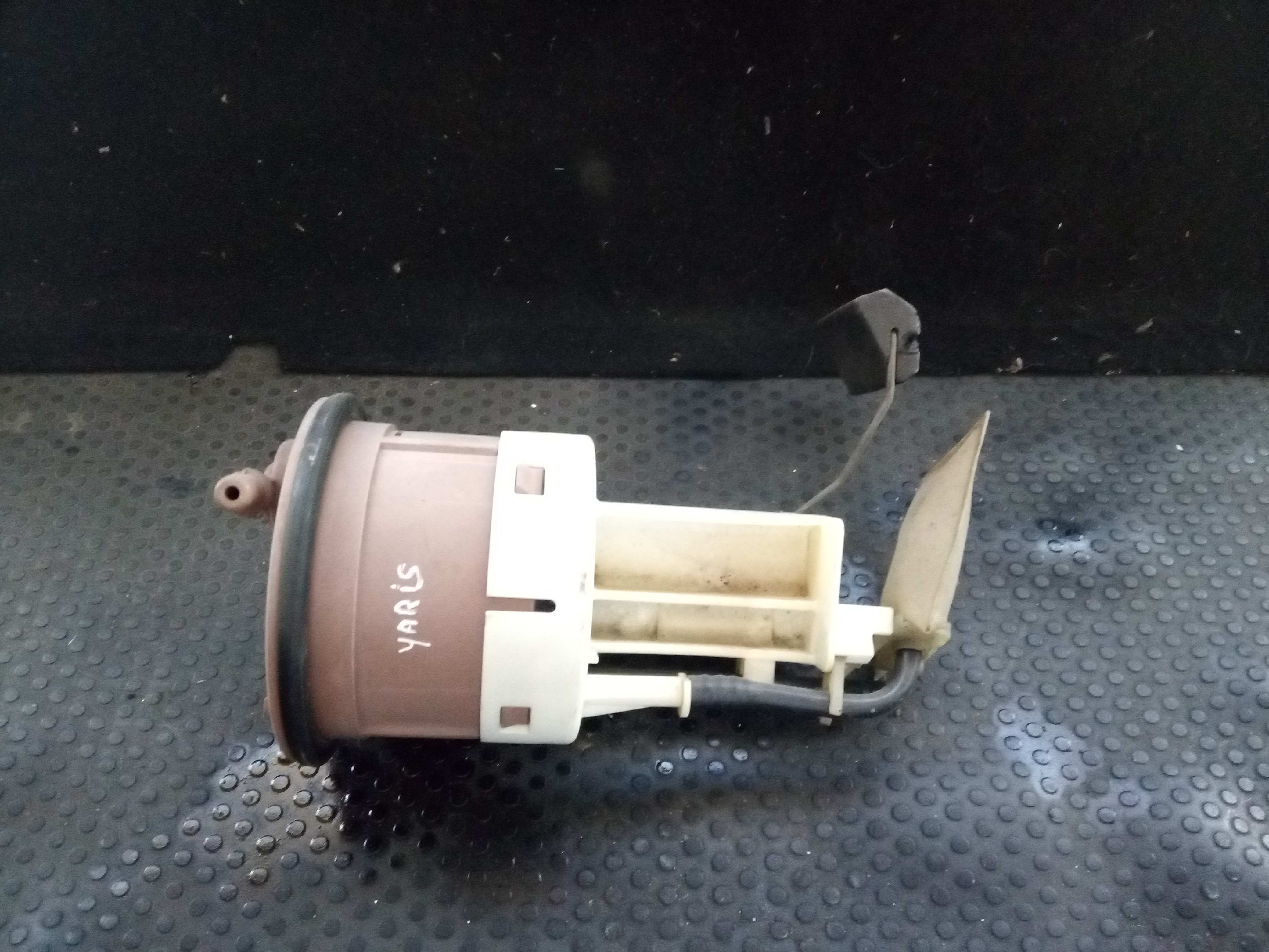 Boia combustível TOYOTA Yaris (_P1_) Imagem-0