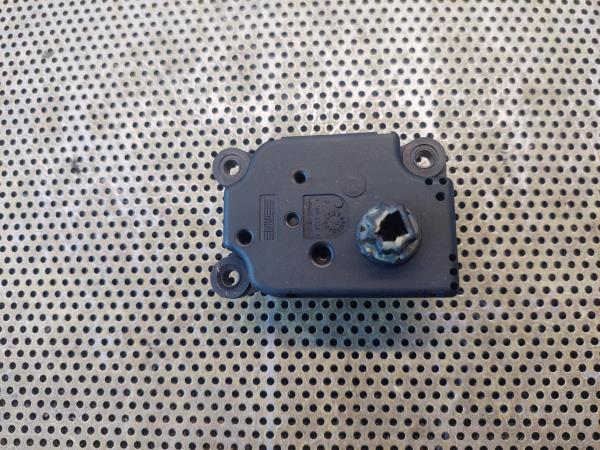 Motor da comporta da sofagem FORD Focus II (DA_) Imagem-3 Motor da comporta da sofagem FORD Focus II (DA_) Imagem-3