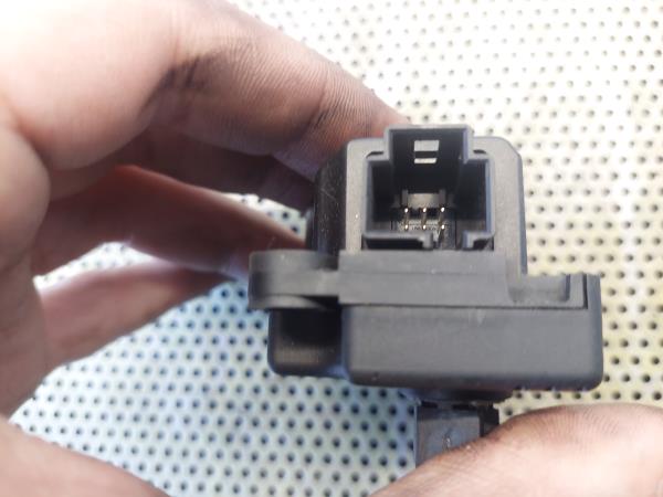 Motor da comporta da sofagem FORD Focus II (DA_) Imagem-2 Motor da comporta da sofagem FORD Focus II (DA_) Imagem-2