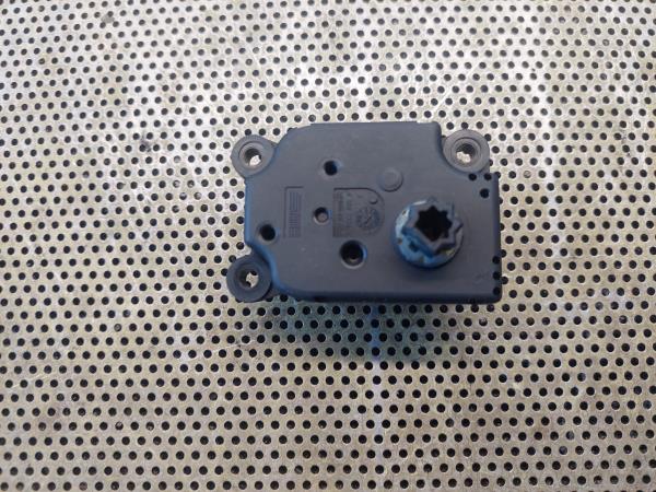 Motor da comporta da sofagem FORD Focus II (DA_) Imagem-3 Motor da comporta da sofagem FORD Focus II (DA_) Imagem-3