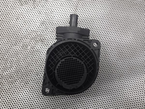 Medidor massa de ar / MAF VOLKSWAGEN Golf V (1K1) Imagem-3