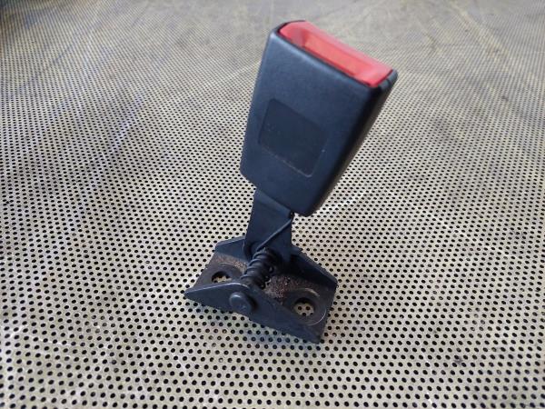 Hebilla de cinturón trasero izquierdo PORSCHE Cayenne (9PA) Imagem-1