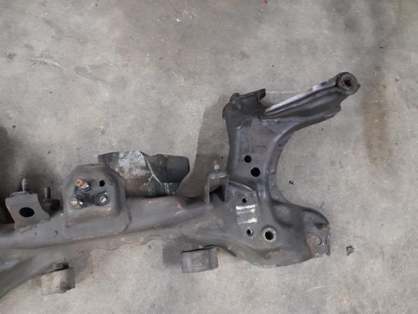 Subchasis delantero MAZDA 323 P V (BA) Imagem-3