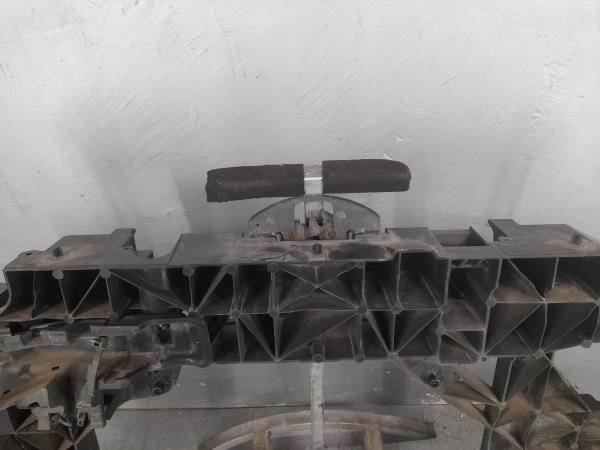 Frente em fibra ou chapa RENAULT Scénic III (JZ0/1_) Imagem-3