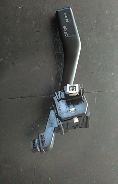 Conjunto / manetes de luzes e limpa vidros VOLKSWAGEN Golf V (1K1)