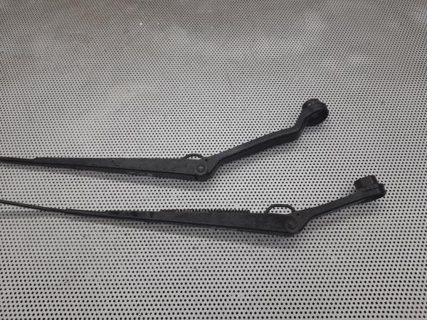 Conjunto hastes frente MAZDA 323 P V (BA) Imagem-3 Conjunto hastes frente MAZDA 323 P V (BA) Imagem-3
