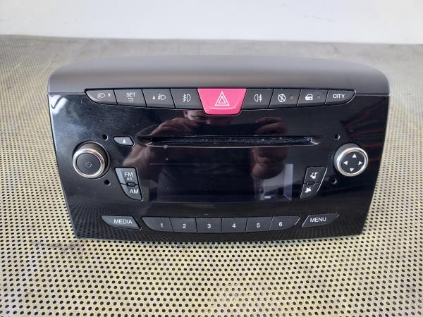Rádio / auto-rádio LANCIA Ypsilon (312_) Imagem-1 Rádio / auto-rádio LANCIA Ypsilon (312_) Imagem-1