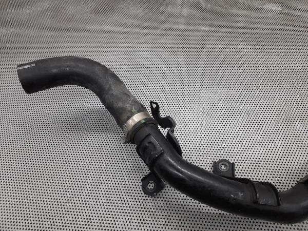 Tubo do intercooler TOYOTA Yaris (_P9_) Imagem-2