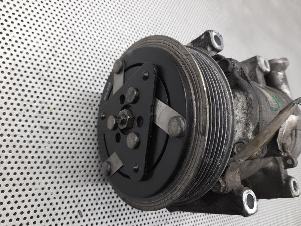 Compressor AC FORD Fiesta V (JH_, JD_) Imagem-1