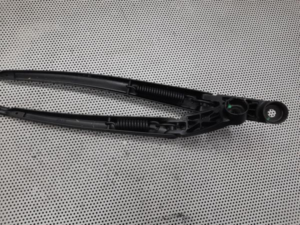 Braccio del tergicristallo anteriore destro TOYOTA Yaris (_P9_) Imagem-2