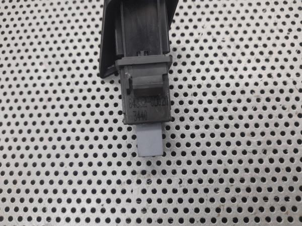 Pulsante / interruttore chiusura porte TOYOTA Yaris (_P9_) Imagem-7