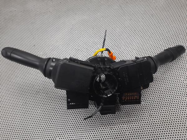 Conjunto / manetes de luzes e limpa vidros TOYOTA Yaris (_P9_) Imagem-5