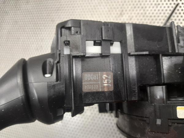 Conjunto / manetes de luzes e limpa vidros TOYOTA Yaris (_P9_) Imagem-6