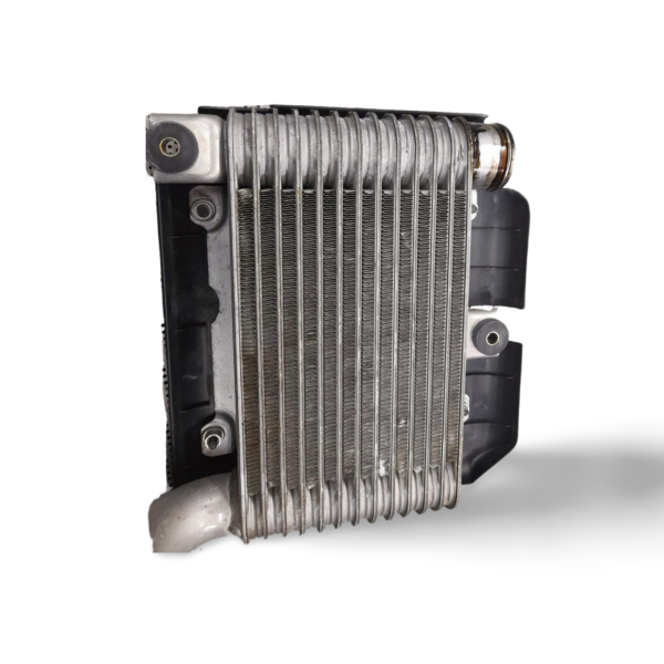 Radiatore intercooler TOYOTA Yaris (_P9_) Imagem-3