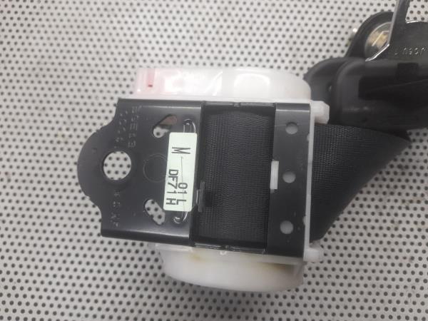 Left rear seatbelt MAZDA 2 (DE) Imagem-3