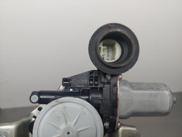 Elevador vidros frente direito TOYOTA Urban Cruiser (_P1_) Imagem-1