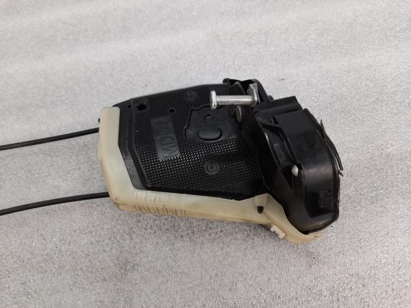 Fechadura / fecho porta trás direito TOYOTA Yaris (_P9_) Imagem-1