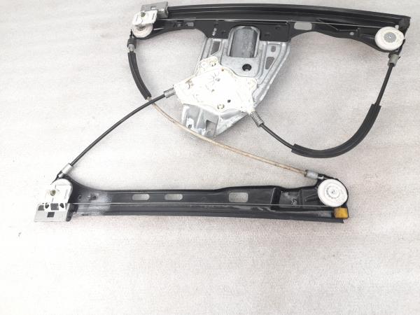 Elevador vidros frente direito MERCEDES-BENZ Classe C (W203) Imagem-2