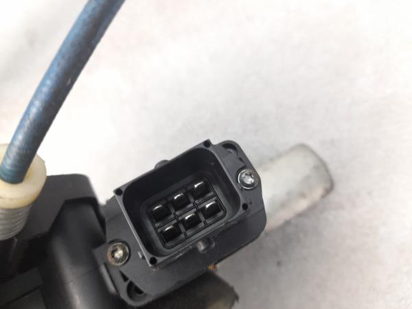 Elevador vidros frente direito OPEL Corsa D Imagem-4