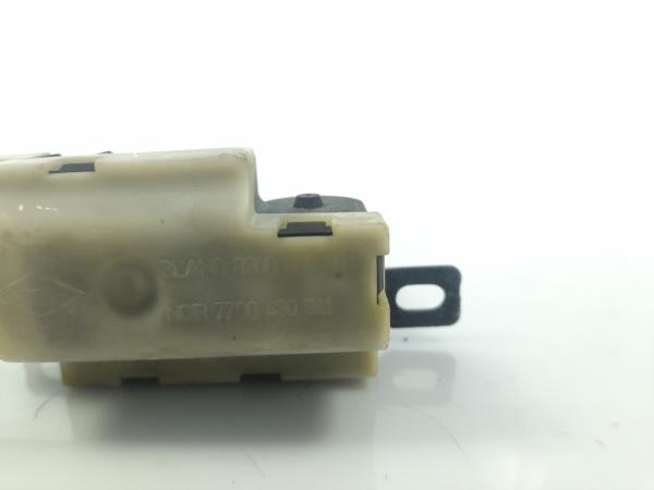 Fechadura / fecho da mala RENAULT Megane I Coupé (DA0/1_) Imagem-3 Fechadura / fecho da mala RENAULT Megane I Coupé (DA0/1_) Imagem-3