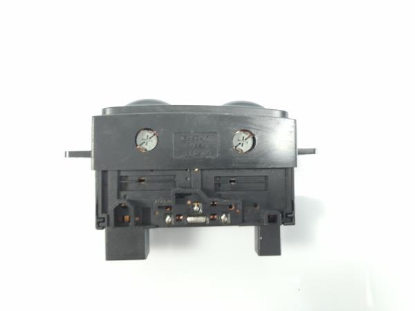 Interruptor / Botao TOYOTA Avensis Wagon (_T25_) Imagem-3