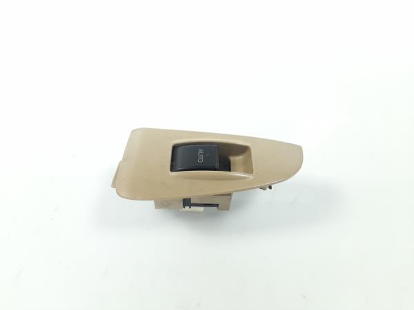Comando / botão / interruptor vidros trás esquerdo TOYOTA Avensis Wagon (_T25_) Imagem-1