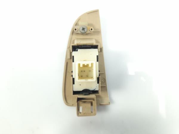 Comando / botão / interruptor vidros trás esquerdo TOYOTA Avensis Wagon (_T25_) Imagem-3