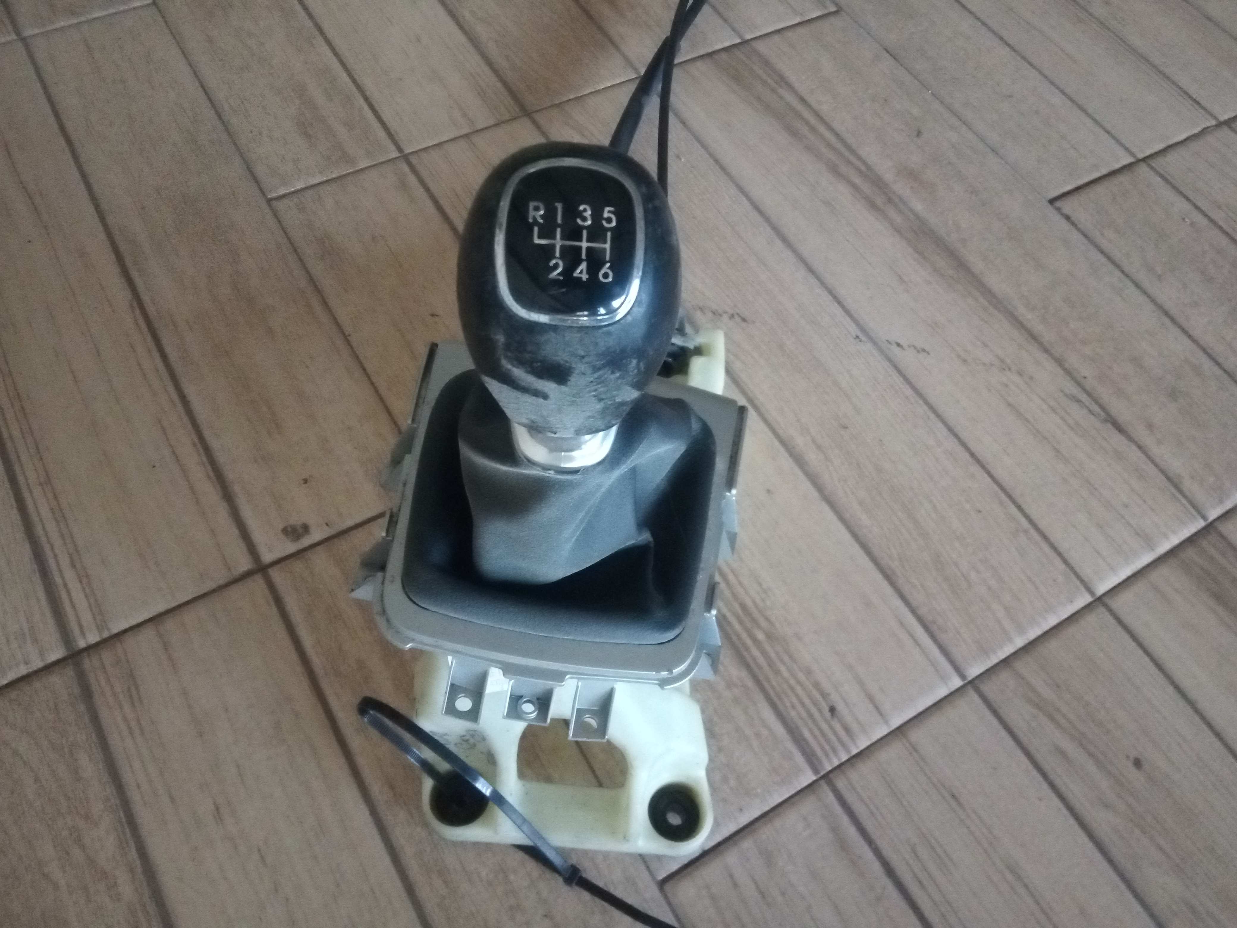 Seletor caixa velocidades KIA Pro Ceed (ED) Imagem-1