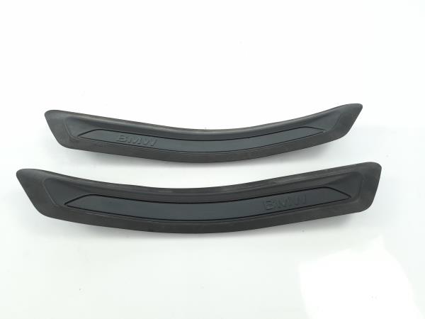 Rodapé / soleira porta frente direita BMW 1 (F20) Imagem-1