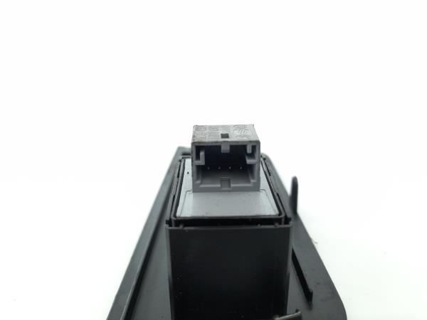 Comando / interruttore alzacristallo anteriore destro AUDI A1 (8X1, 8XK) Imagem-2