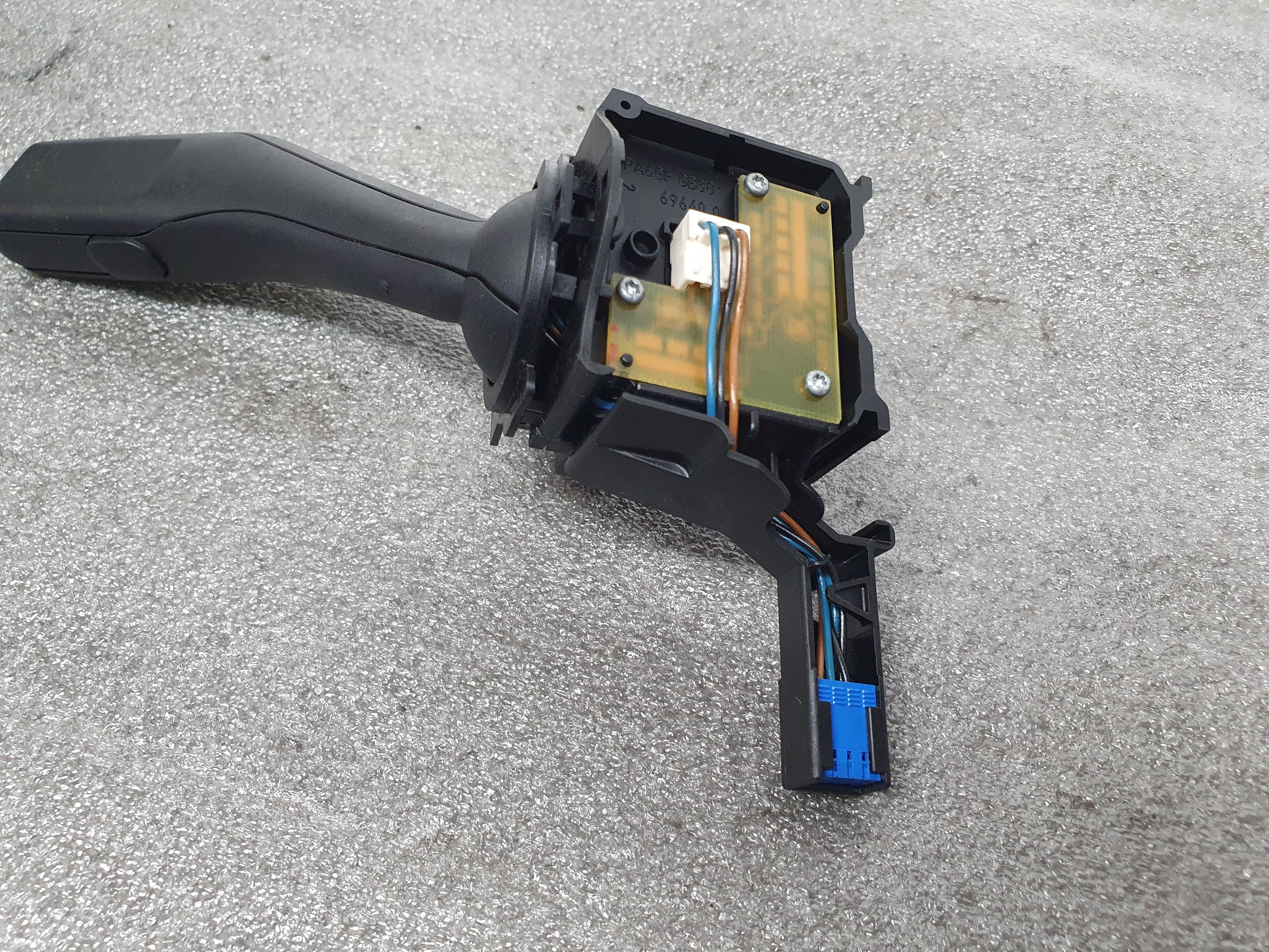 Conjunto / manetes de luzes e limpa vidros SKODA Octavia II Break (1Z5) Imagem-3