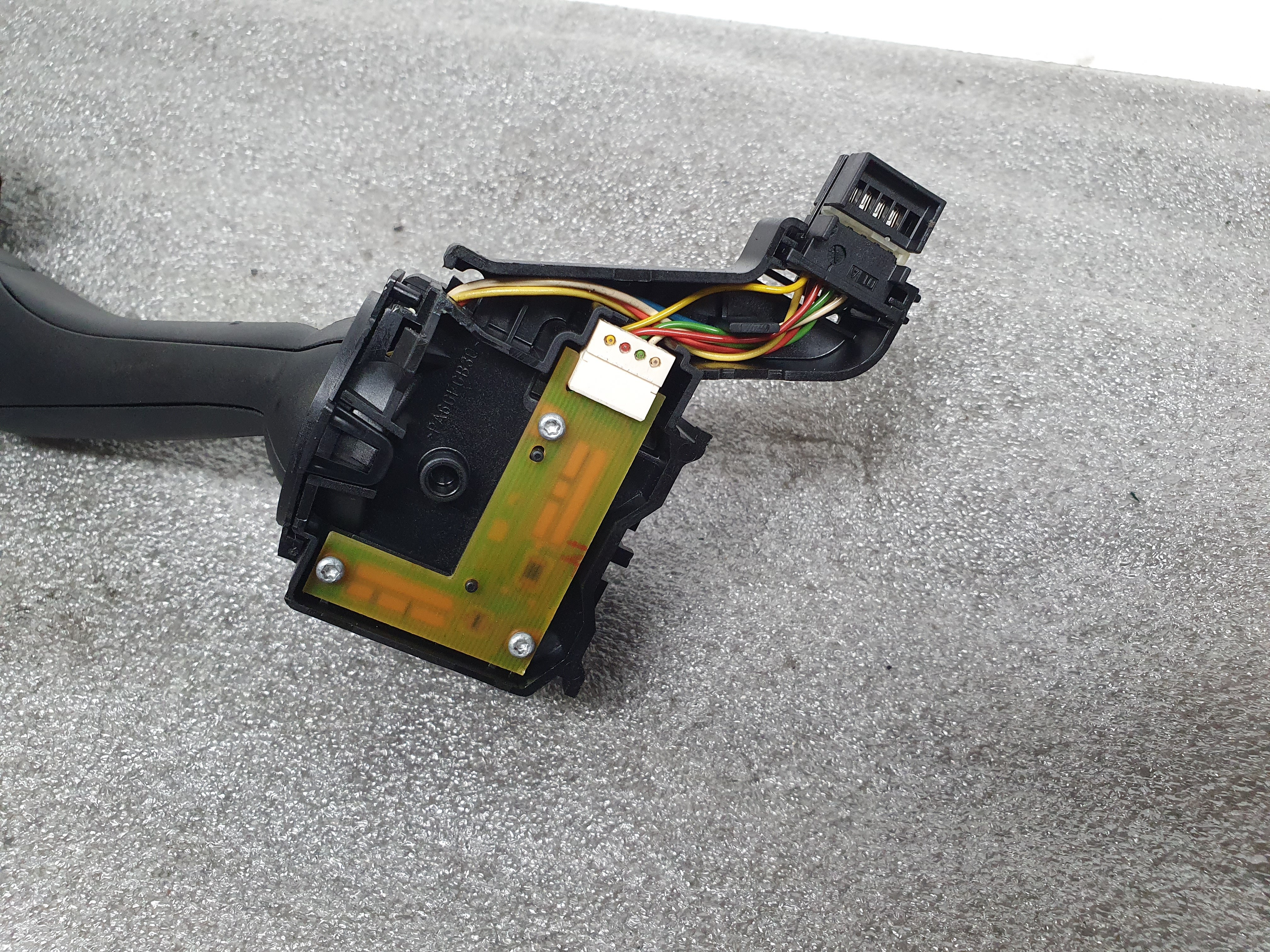 Conjunto / manetes de luzes e limpa vidros SKODA Octavia II Break (1Z5) Imagem-2