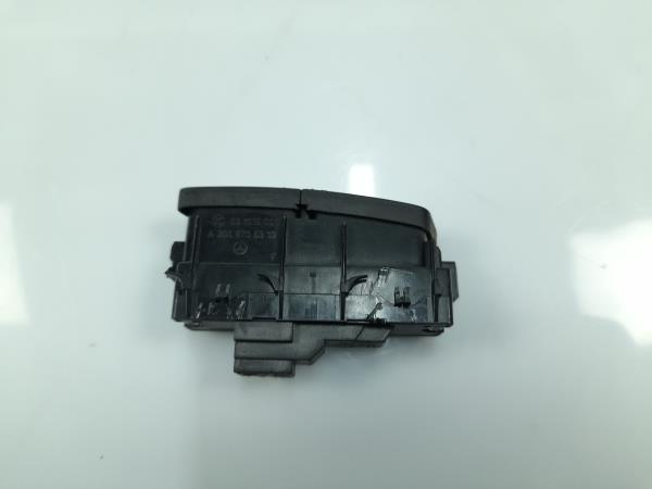 Interruptor / Botao MERCEDES-BENZ Classe C (W204) Imagem-1