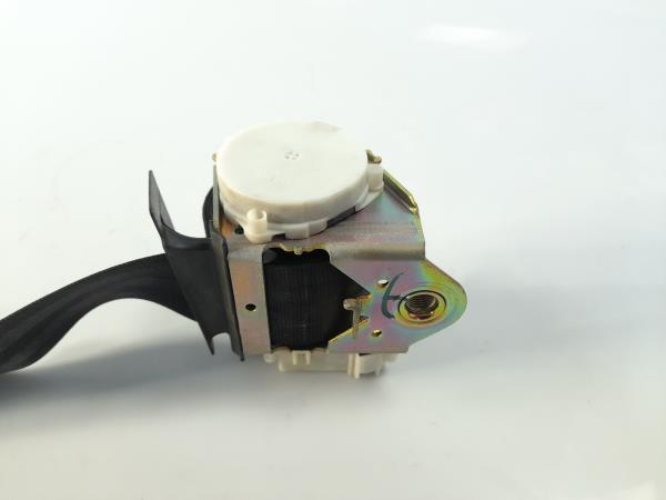 Left rear seatbelt VOLKSWAGEN Golf Plus (5M1, 521)