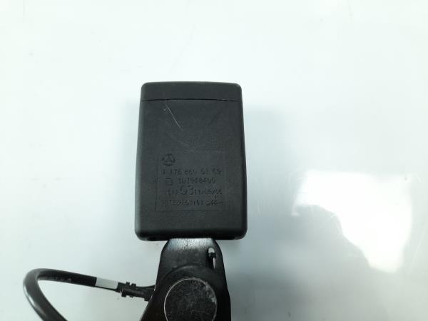 Hebilla de cinturón trasero izquierdo MERCEDES-BENZ Classe A (W176) Imagem-1