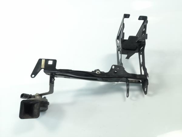 Plástico genérico BMW 1 (F20) Imagem-1