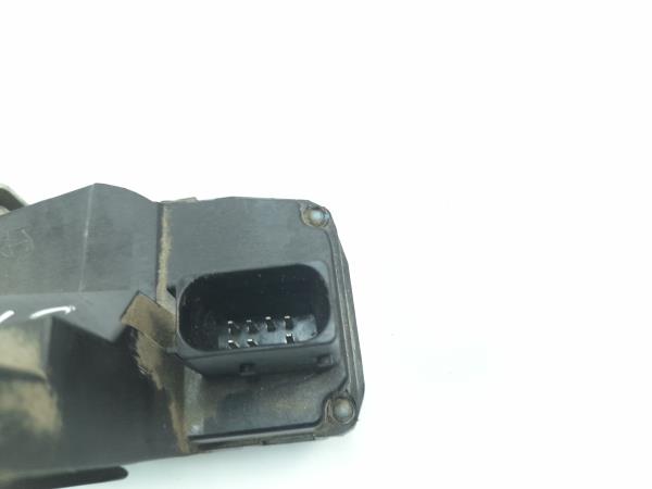 Fechadura / fecho porta trás direito SAAB 9-3 Sedan (YS3F) Imagem-4 Fechadura / fecho porta trás direito SAAB 9-3 Sedan (YS3F) Imagem-4