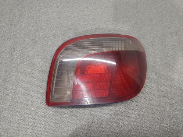 Farolim direito TOYOTA Yaris (_P1_)