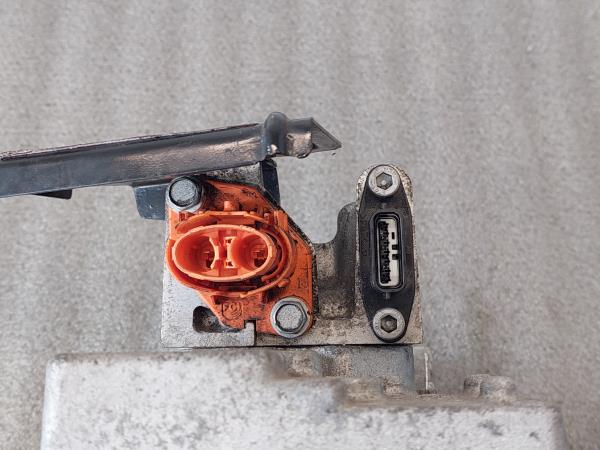 Compresseur AC NISSAN Leaf EV (ZE0) Imagem-2