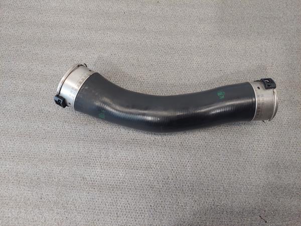 Tubo do intercooler BMW 1 (F21) Imagem-1