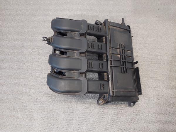 Coletor de admissão RENAULT Clio II (BB0/1/2_, CB0/1/2_)