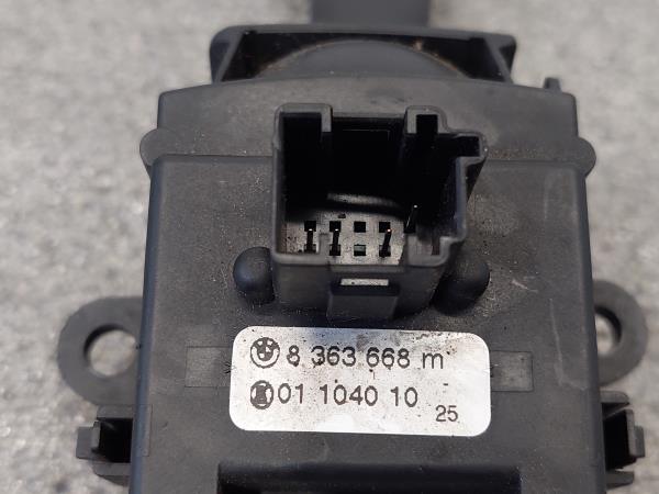 Conjunto / manetes de luzes e limpa vidros BMW 5 (E39) Imagem-2