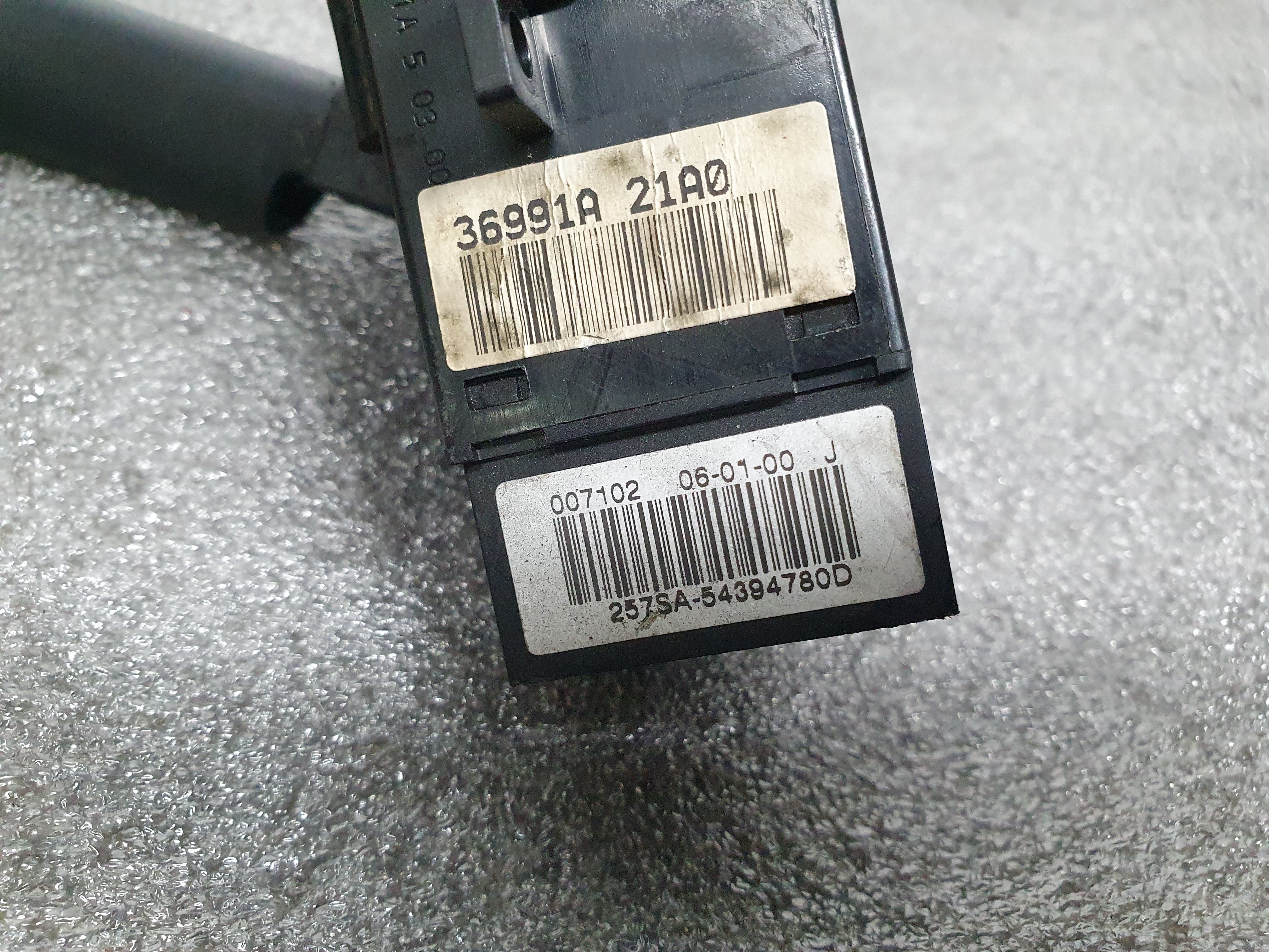 Conjunto / manetes de luzes e limpa vidros NISSAN Primera Sedan (P11) Imagem-3